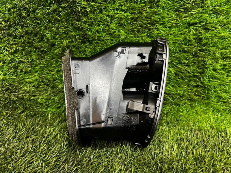 Дефлектор воздушный VOLKSWAGEN TIGUAN 2009 5N1