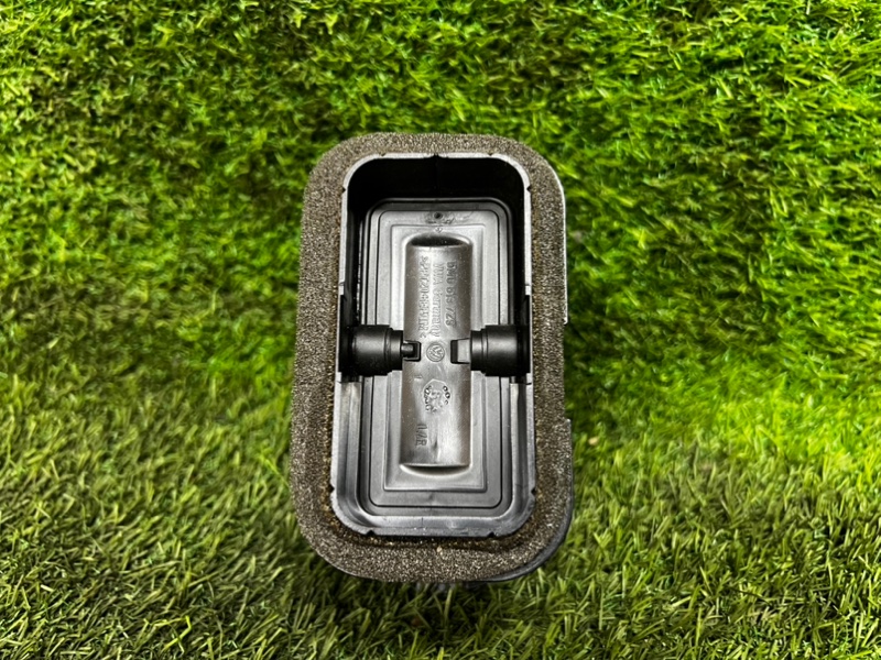 Дефлектор воздушный VOLKSWAGEN TIGUAN 2009 5N1