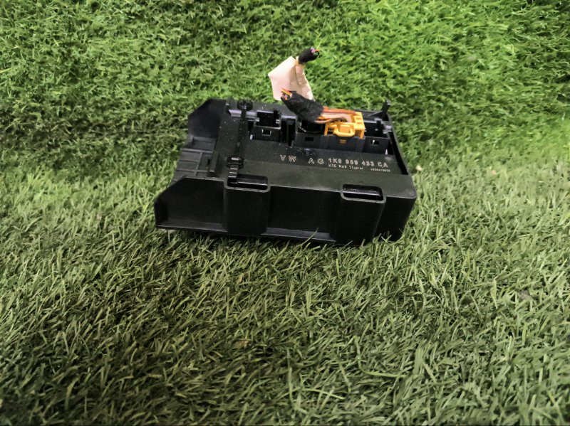 Блок комфорта VOLKSWAGEN TIGUAN 2009 5N1