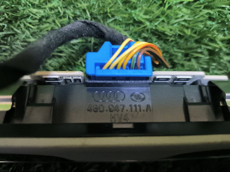 Плафон салонный AUDI A6 C7 AVANTE 2012 4G