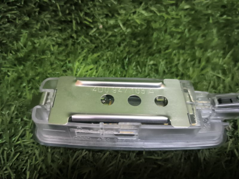 Плафон салонный AUDI A5 2011 8T5