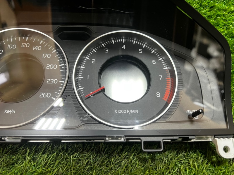 Панель приборов VOLVO V60 2011 FW48