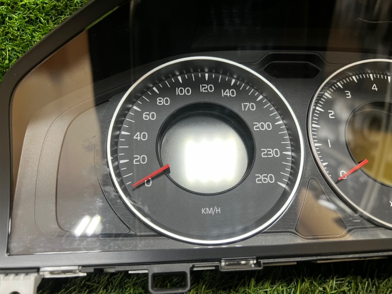 Панель приборов VOLVO V60 2011 FW48