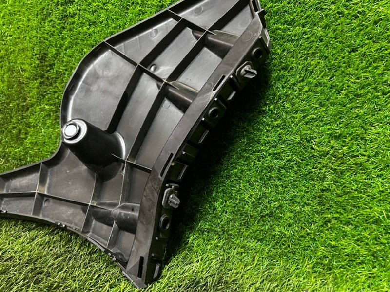 Кронштейн бампера VOLVO V60 2012 FW48