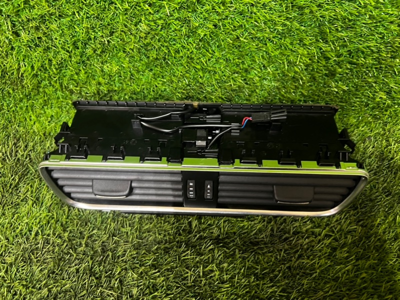 Дефлектор воздушный AUDI A4 2011 B8