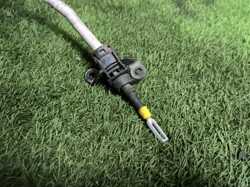 Трос кпп AUDI A3 2006 8P