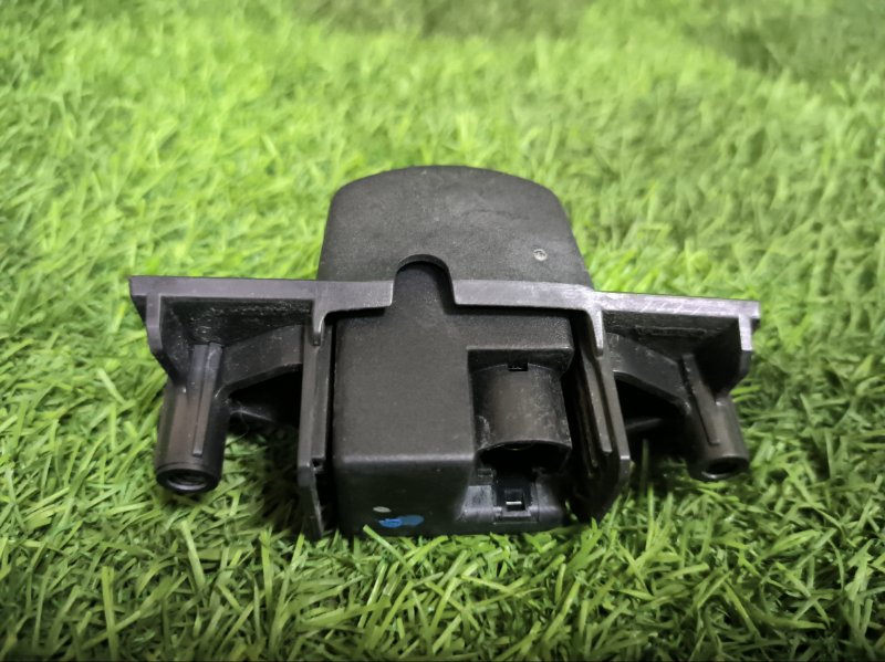 Камера заднего вида VOLVO V60 2012 FW48