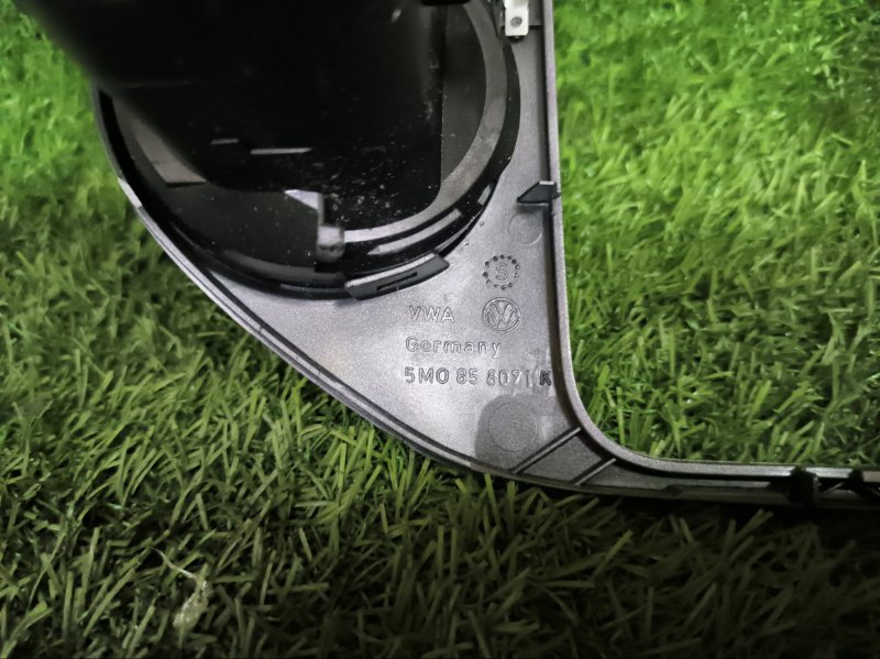 Рамка магнитолы VOLKSWAGEN TIGUAN 2009 5N1