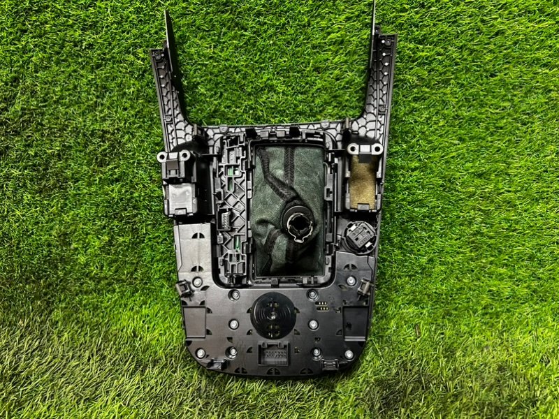 Панель управлния MMI AUDI A5 2010 8T5