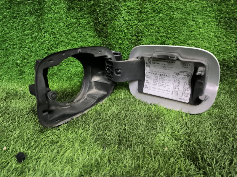 Лючок бензобака AUDI A6 C6 2006 4F2