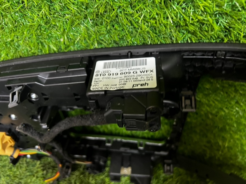 Блок управления MMI 3G AUDI A5 2011 8T5