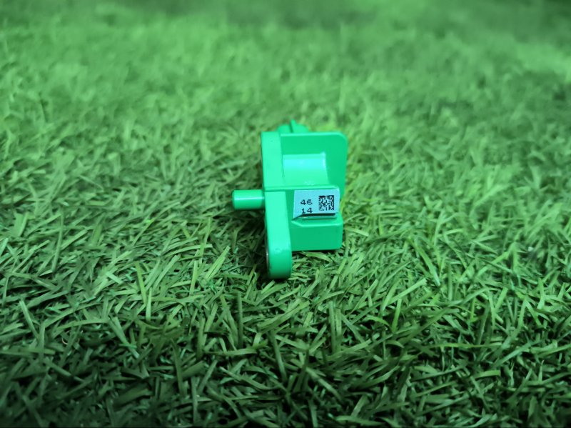 Датчик удара AUDI A6 C6 2006 4F2