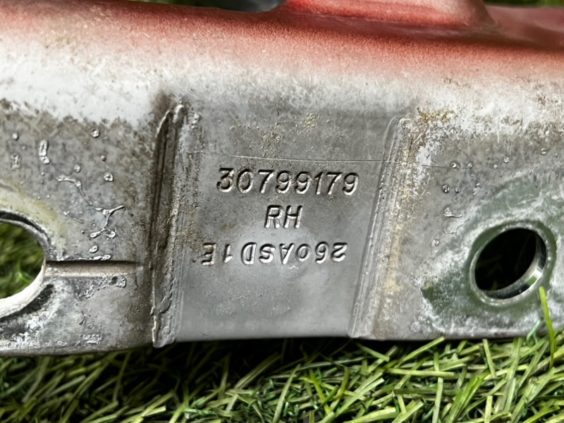 Петля капота VOLVO V60 2012 FW48