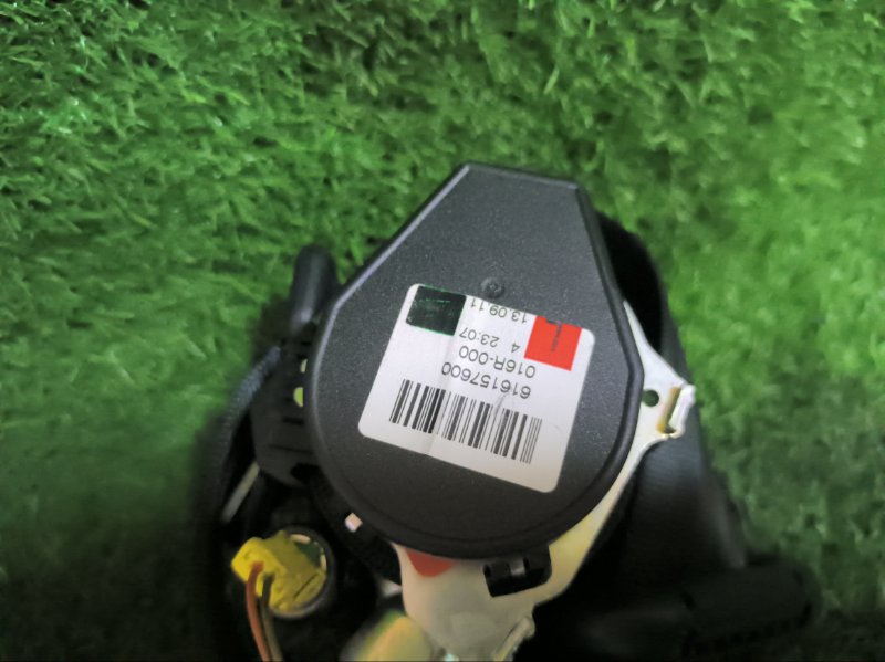 Ремень безопасности VOLVO V60 2012 FW48