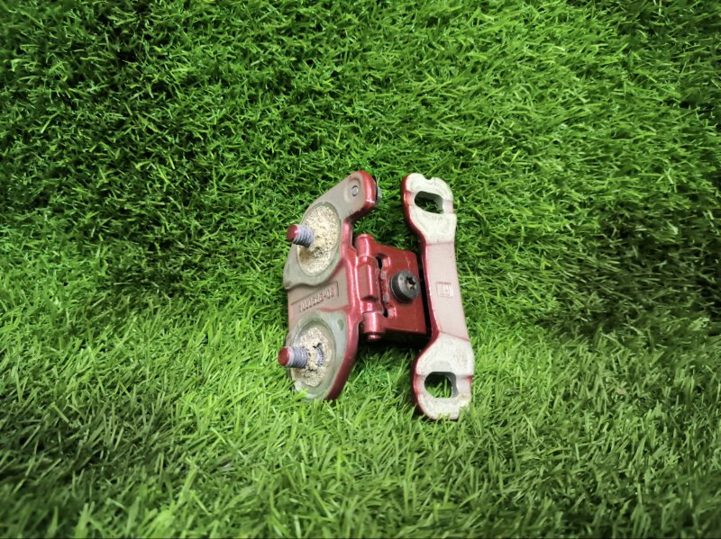 Петля крышки багажника BMW X1 2010 E84