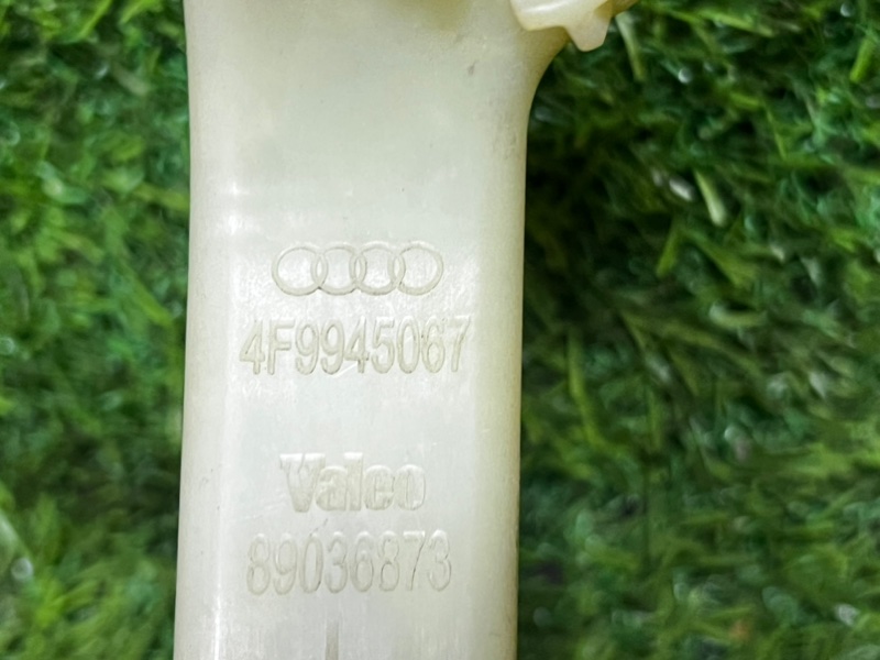 Кронштейн фары AUDI A6 C6 2006 4F2