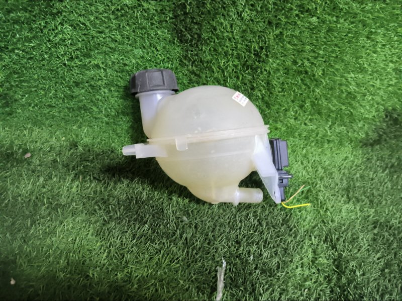 Бачок расширительный PEUGEOT 308 SW 2010 T7