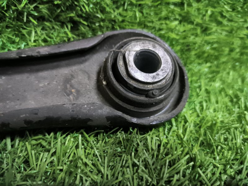 Рычаг подвески VOLVO V60 2012 FW48