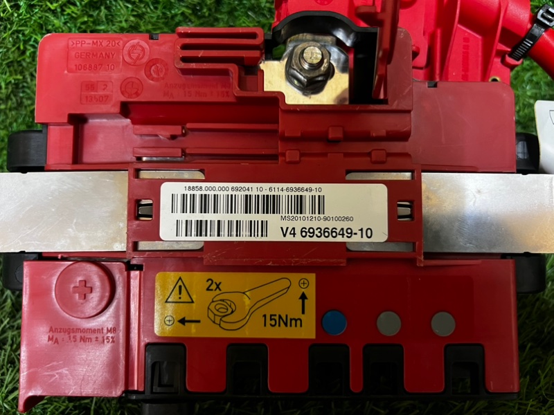 Клемма аккумулятора BMW X1 2011 E84