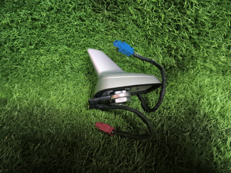 Антенна AUDI A6 C6 2006 4F2