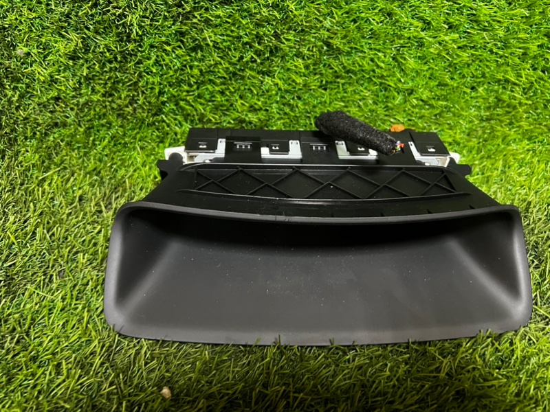 Часы PEUGEOT 308 2010 T7