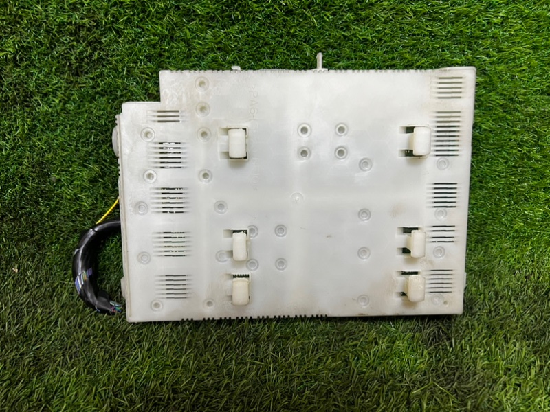 Блок предохранителей VOLVO V60 2011 FW48