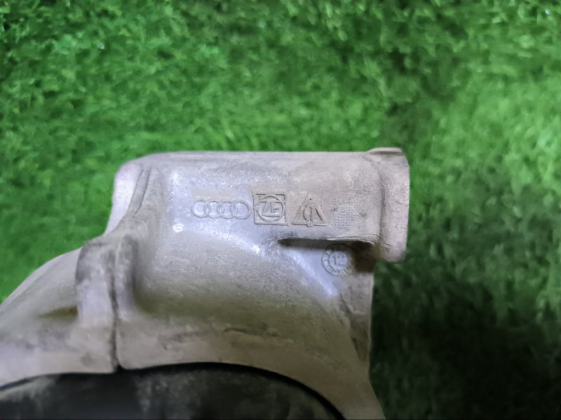 Подушка двигателя AUDI A5 8T0