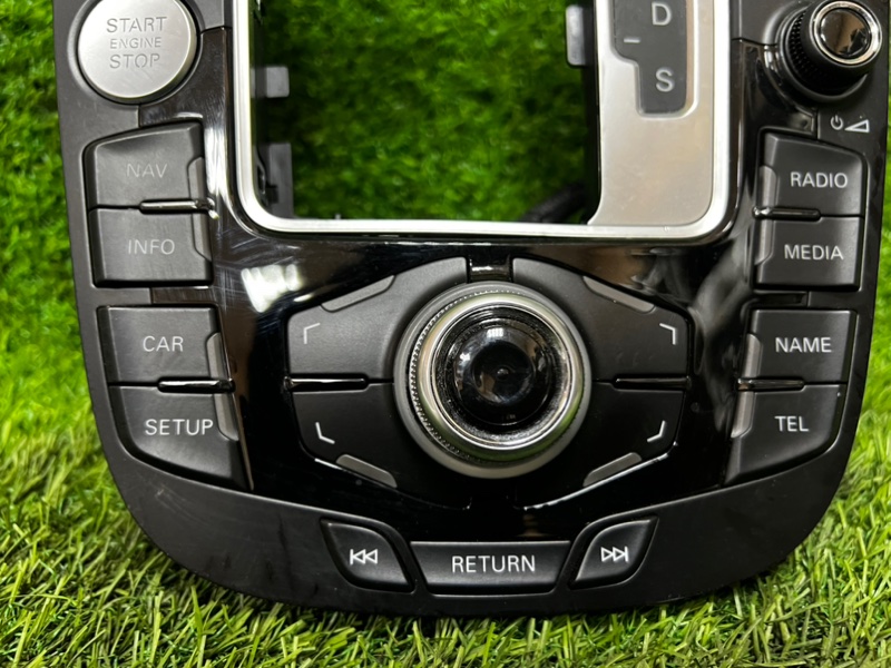 Блок управления MMI 3G AUDI A4 2011 B8