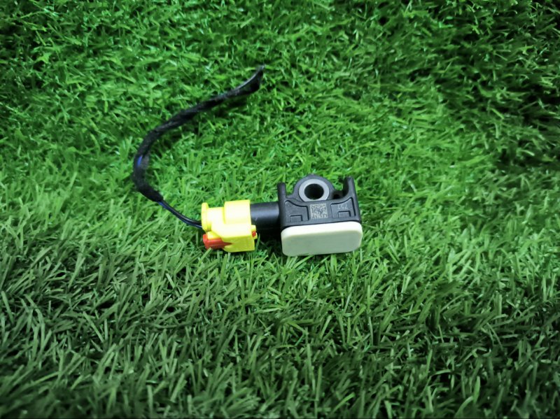 Датчик удара AUDI A6 C7 AVANTE 2012 4G