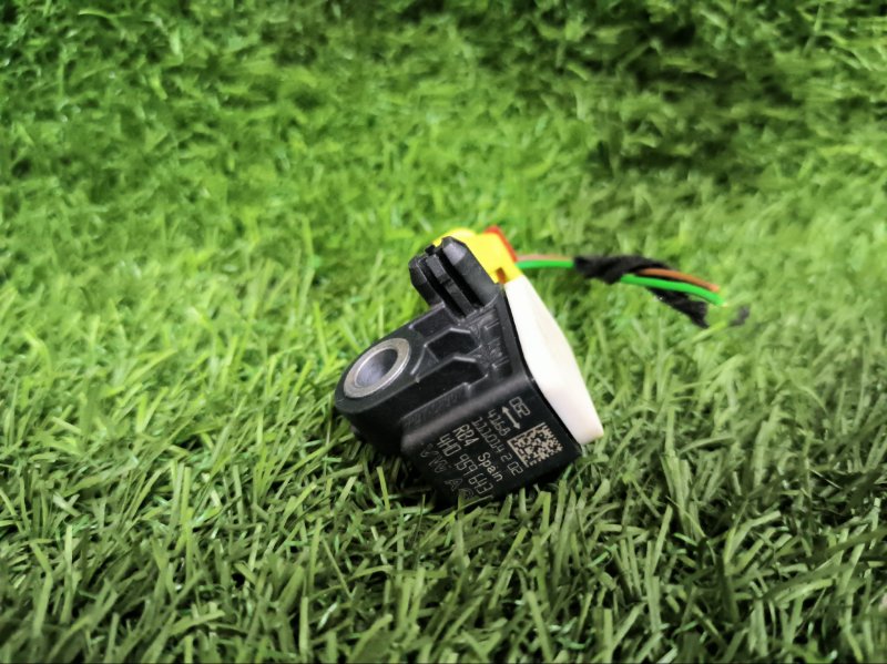 Датчик удара AUDI A6 C7 AVANTE 2012 4G