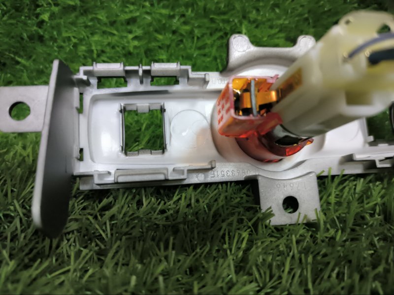 Накладка декоративная AUDI A6 C6 2006 4F2