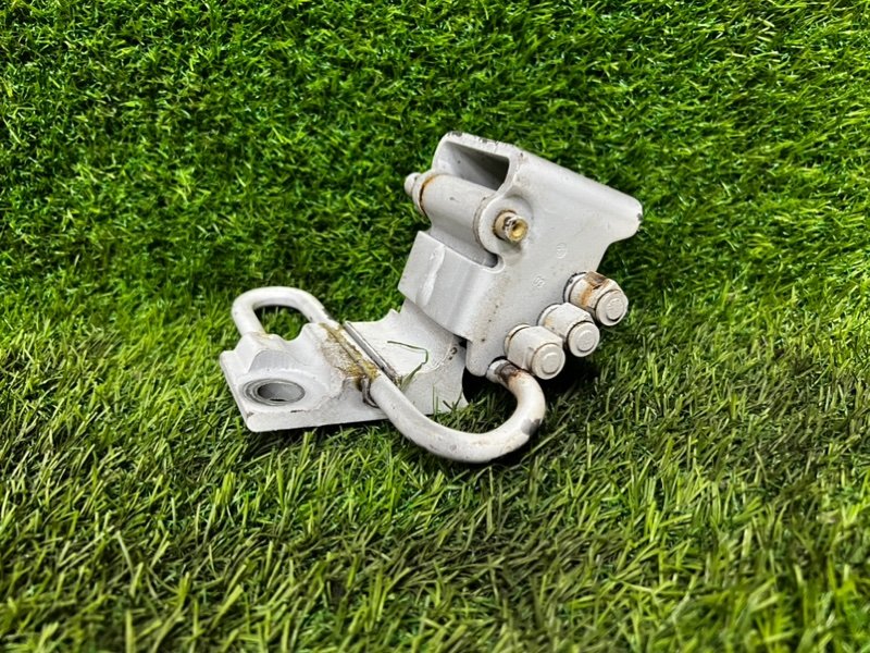 Петля двери VOLKSWAGEN TOUAREG 2007 7L