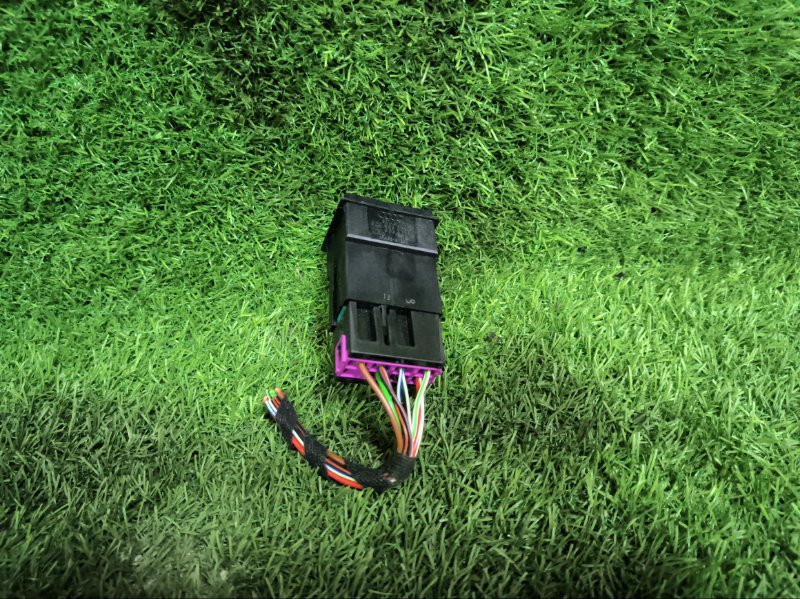 Кнопка включения обогрева сидения AUDI A6 C6 2006 4F2