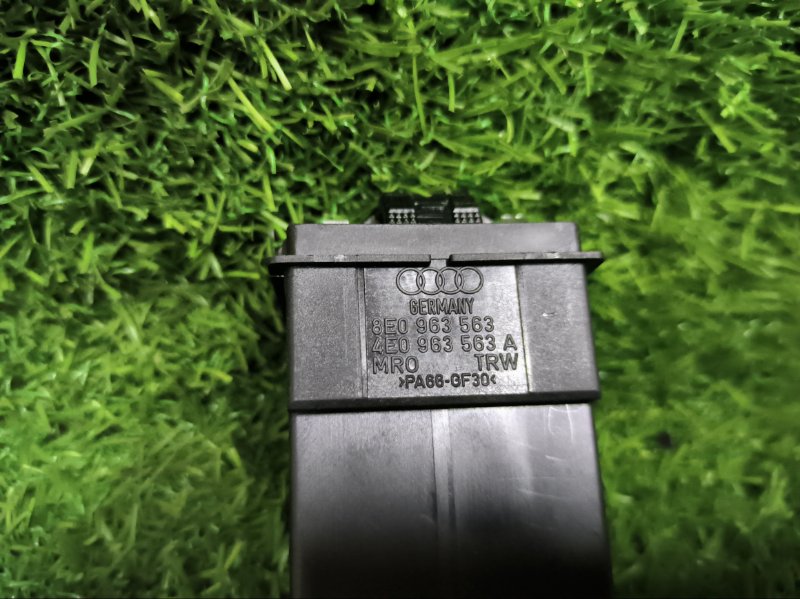 Кнопка включения обогрева сидения AUDI A6 C6 2006 4F2