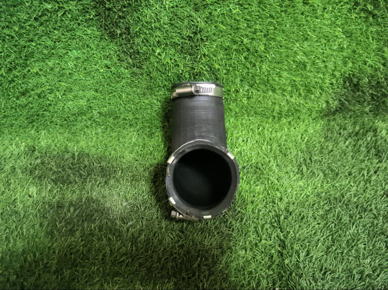 Патрубок интеркулера Volkswagen Tiguan