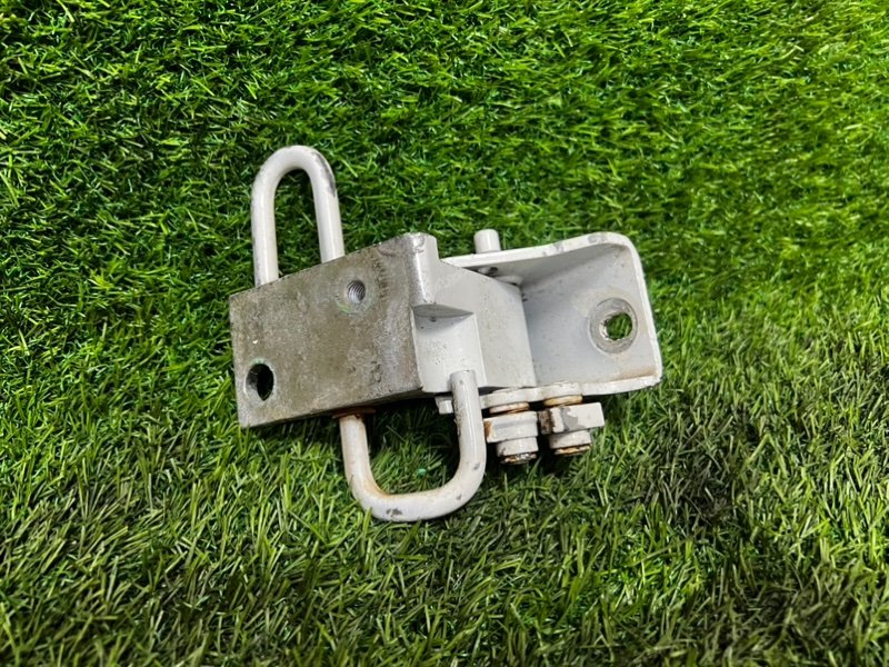 Петля двери VOLKSWAGEN TOUAREG 2007 7L