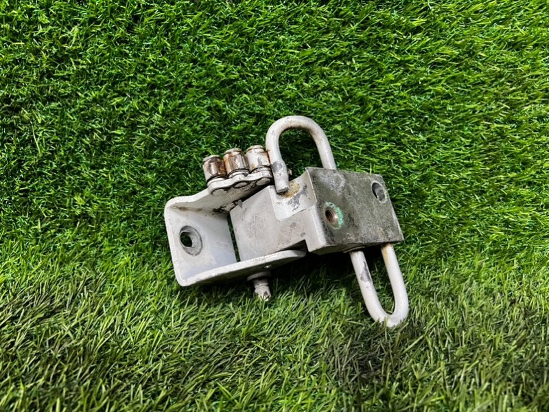 Петля двери VOLKSWAGEN TOUAREG 2007 7L