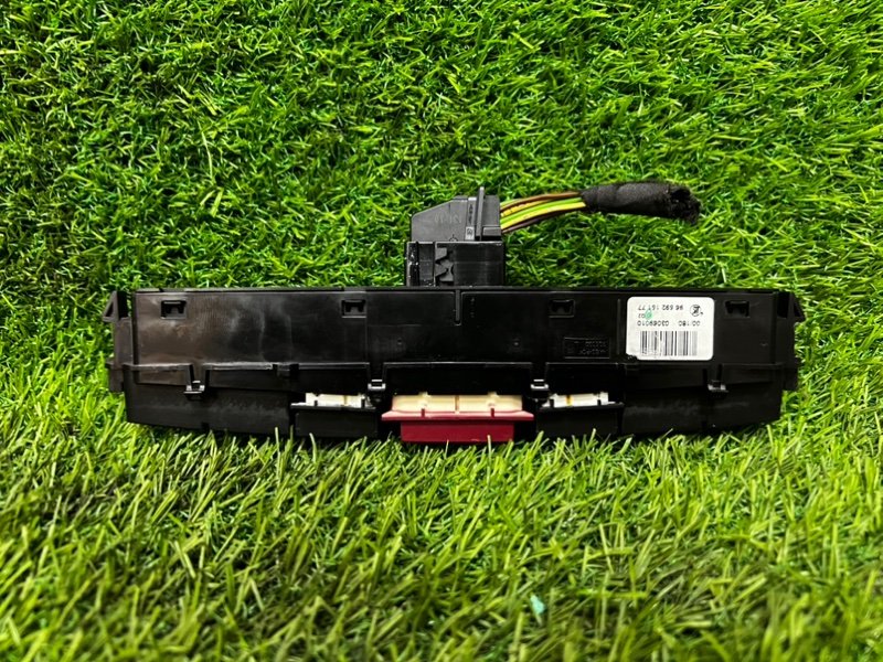 Кнопка аварийной остановки PEUGEOT 308 2010 T7