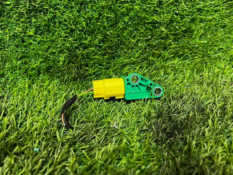 Датчик удара AUDI A5 2010 8T5