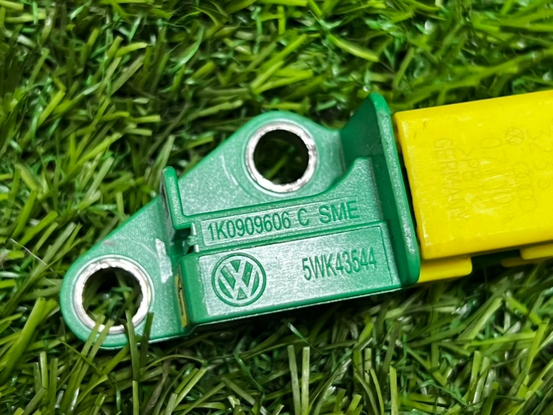 Датчик удара AUDI A5 2010 8T5