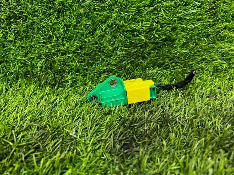 Датчик удара AUDI A5 2010 8T5