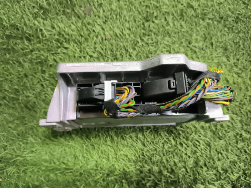 Блок управления (ЭБУ), Подушками безопасности BMW X1 2011 E84