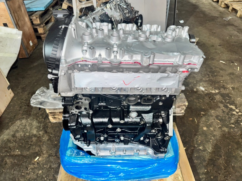 Двигатель AUDI Q5 8R