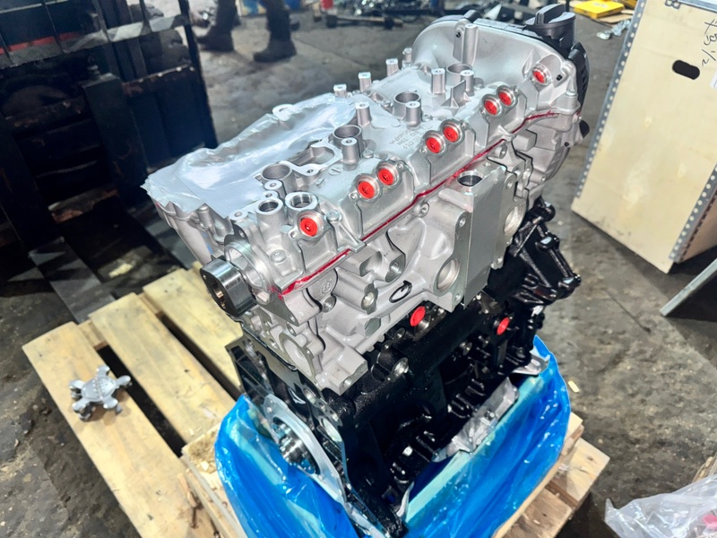 Двигатель AUDI Q5 8R