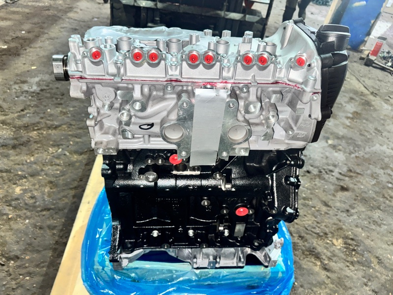 Двигатель AUDI Q5 8R