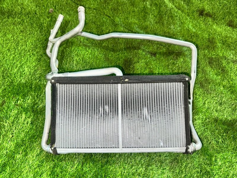 Радиатор печки AUDI A6 C6 4F2