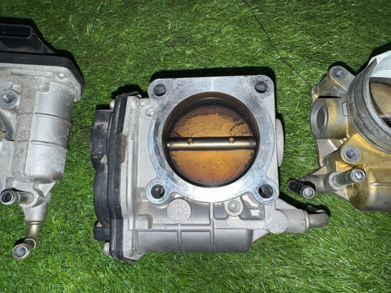 Дроссельная заслонка NISSAN X-TRAIL NT31