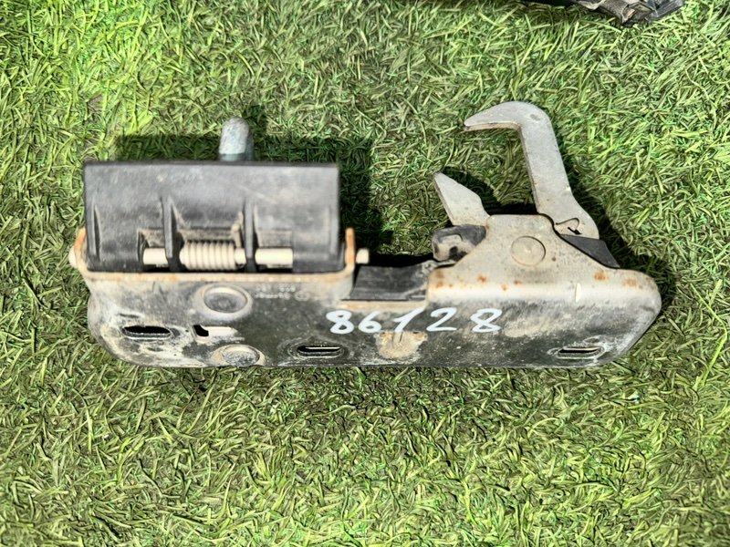 Крюк замка капота VOLKSWAGEN TIGUAN 2009 5N1