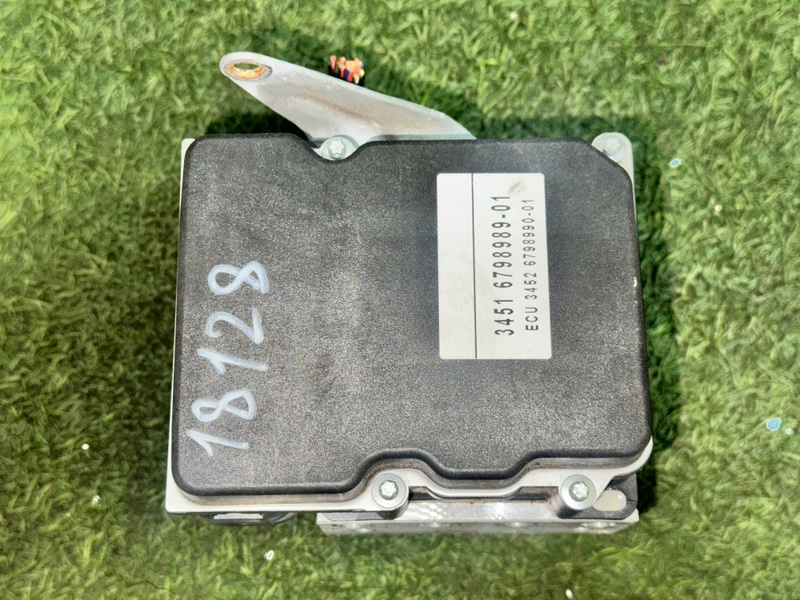 Блок abs BMW X1 2011 E84