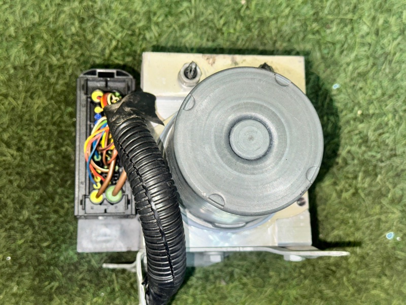 Блок abs BMW X1 2011 E84